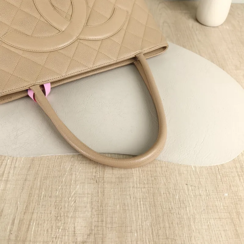 Chanel Top Handle Bag Medallion Taupe Grained Calfskin Large 30 × 15 × 24 cm 7 — detail view 7 of 12