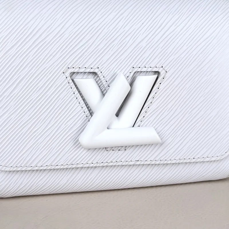 Louis Vuitton Crossbody Bag Twist White Epi Embossed Calfskin Small 19 × 9 × 15 cm — detail view 11 of 11