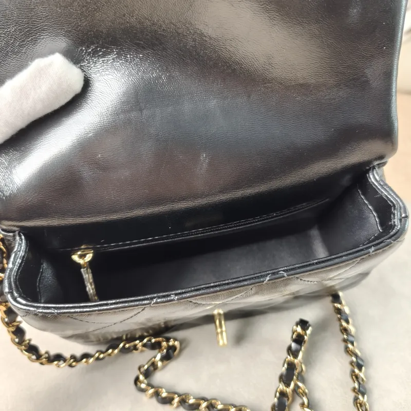 Chanel Crossbody Bag 24b Black Waxed Leather One Size 19 × 6 × 13 cm — detail view 9 of 15