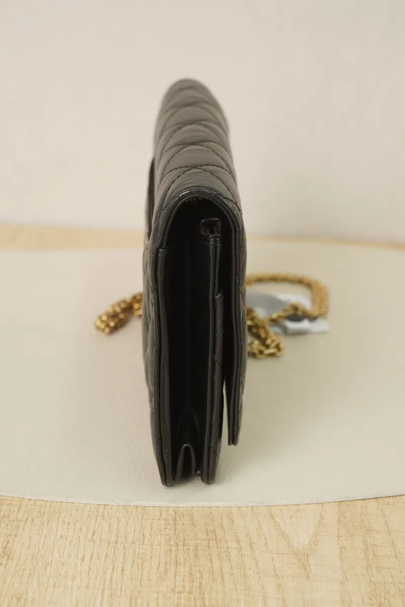 Chanel 2.55woc Black with Gold-Tone Hardware Calfskin27 · Authenticity Card · 19.2 × 3.5 × 12.3 cm — detail view 8 of 19