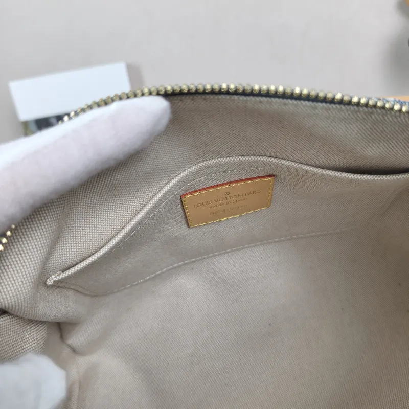 Louis Vuitton Crossbody Bag Speedy25 Medium 25 × 15 × 19 cm — detail view 9 of 13