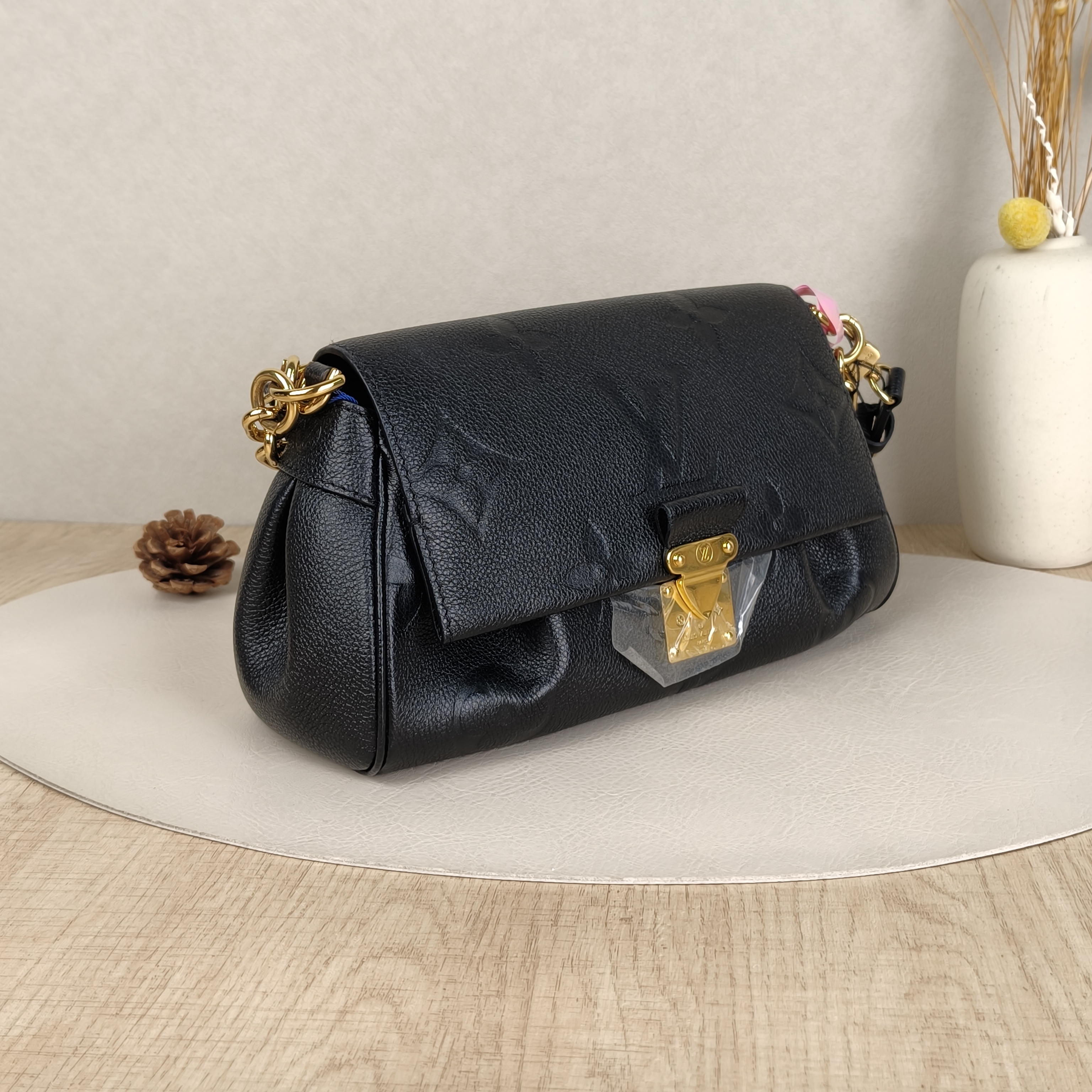 Louis Vuitton Crossbody Bag Favorite Black Monogram Empreinte Embossed Calfskin Medium24 × 9 × 14 cm — cover view 5 of 9