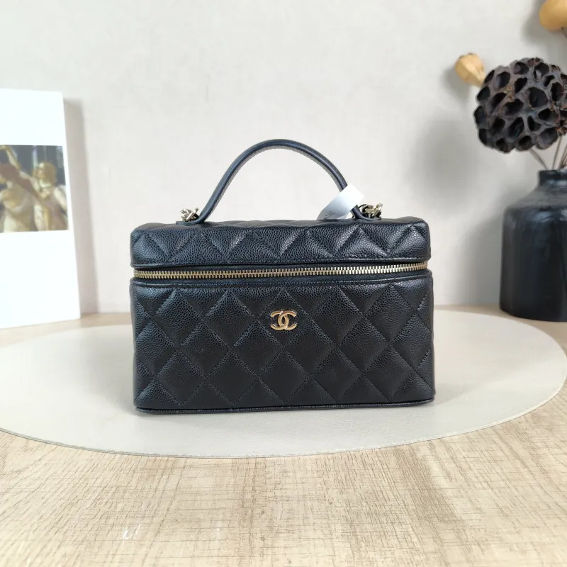 Chanel Crossbody Baglp Box Bag Top Handle Crossbody Bag Black Grained Calfskin One Size19.5 × 5 × 17 cm