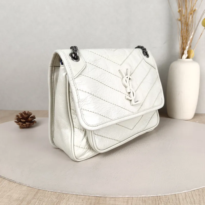 SAINT LAURENT Crossbody Bag Niki D Calfskin Small 21 × 7.5 × 16 cm — cover view 5 of 5