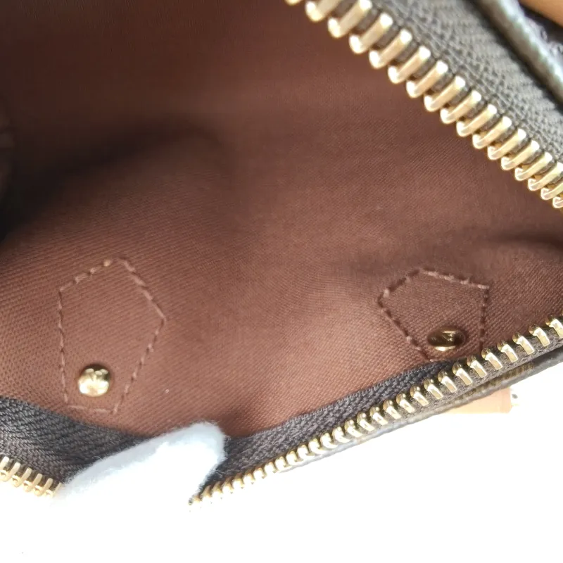 Louis Vuitton Crossbody Bag Speedy Nano Shoulder Strap PV Cnano16 × 7.5 × 10 cm — detail view 2 of 13