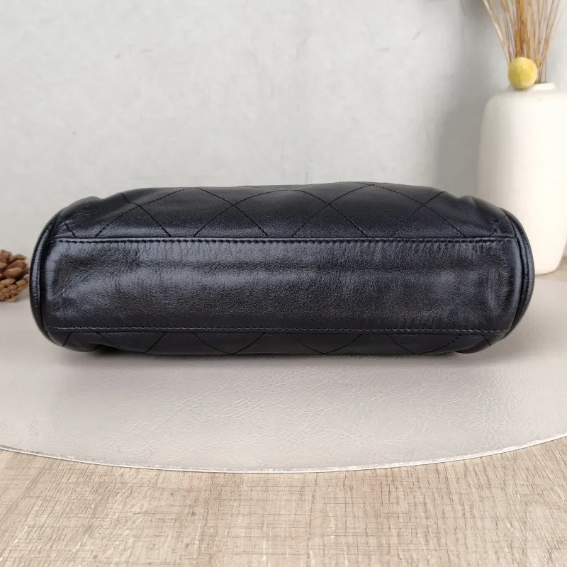 Chanel Crossbody Bag Hobo C Black Lambskin One Size 26 × 8 × 23 cm 10 — cover view 4 of 5
