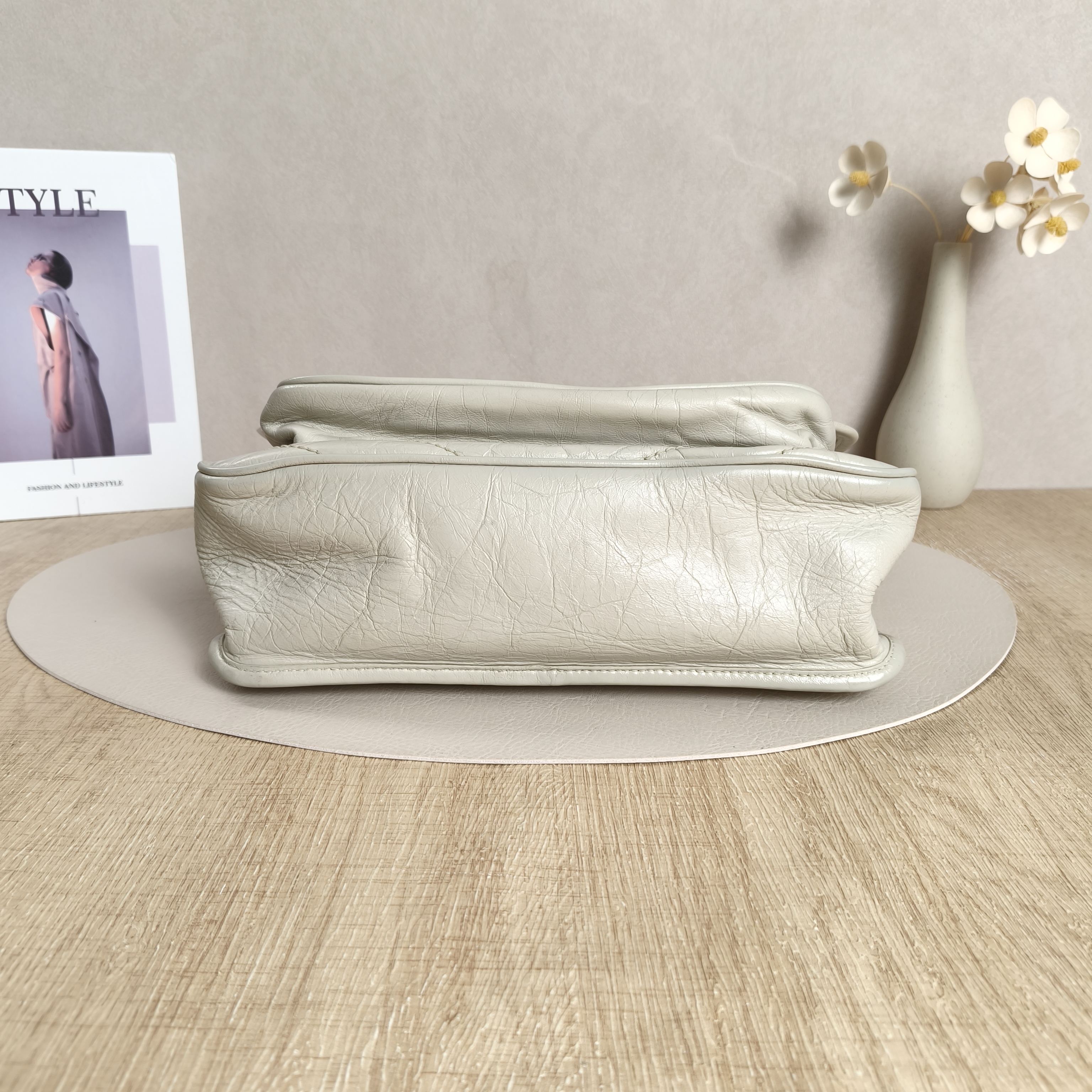SAINT LAURENT Crossbody Bag Niki D Waxed Leather Calfskin Medium28 × 8.5 × 20 cm — cover view 5 of 10