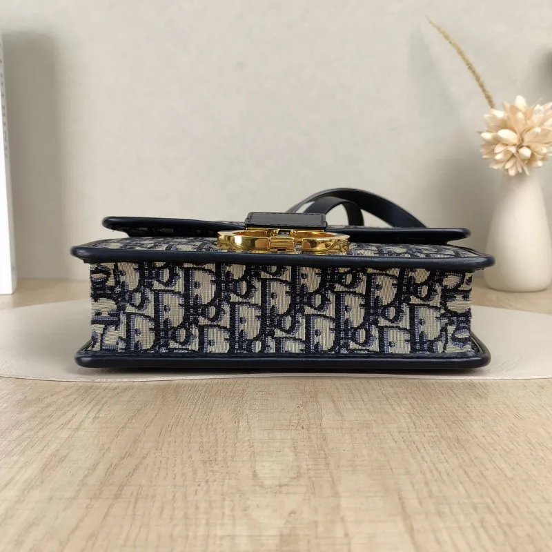 DIOR Crossbody Bag30Montaigne 30 Edition Canvas Medium25 × 9 × 16.5 cm — cover view 5 of 5