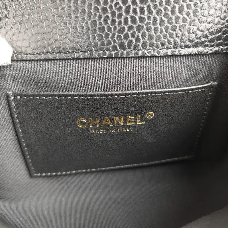 Chanel Crossbody Bag26c Crossbody Bag Black Grained Calfskinmini19 × 7 × 13 cm — detail view 2 of 13