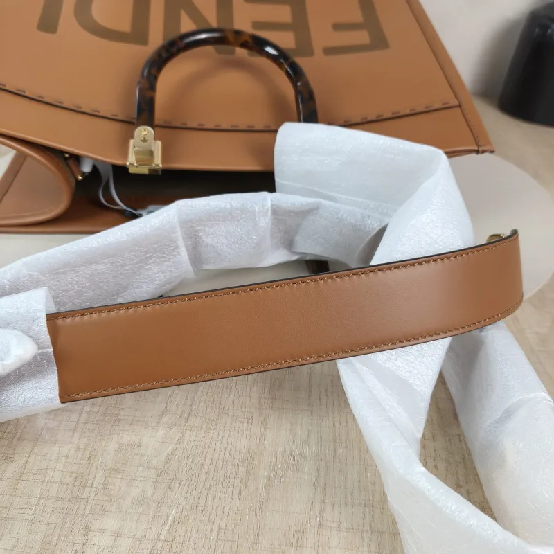 FENDI Top Handle Bag Sunshine Shopping Tote Caramel Calfskin Medium 35 × 17 × 31 cm — detail view 6 of 10