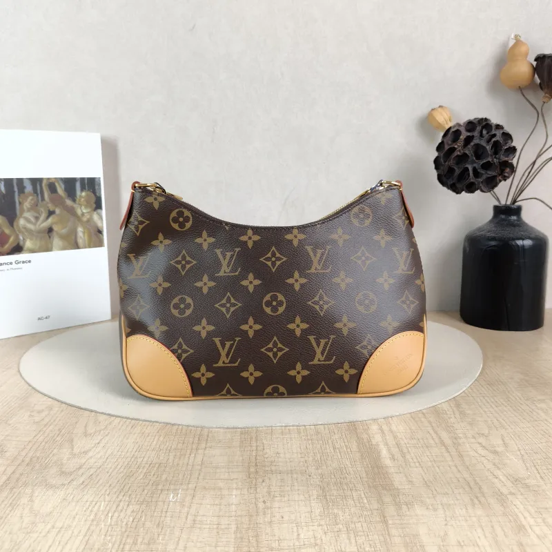 Louis Vuitton Crossbody Bag Boulogne PVC Small26 × 9.5 × 16 cm — cover view 2 of 6