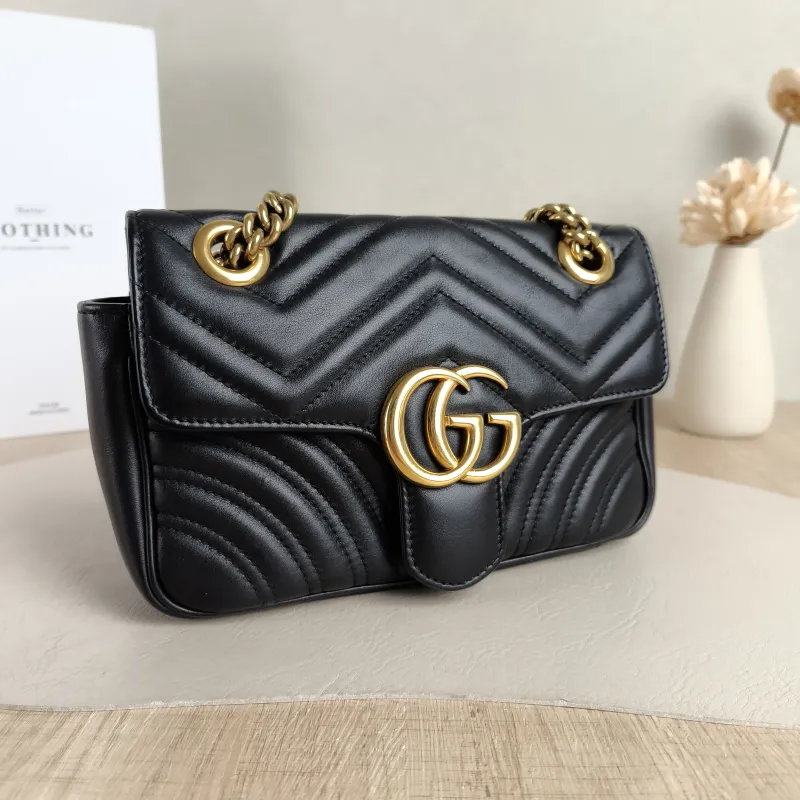 GUCCI Crossbody Bag GG Marmont Small Marmont 22Black CC alfskin Small22 × 6 × 13 cm Conditioned — cover view 3 of 5