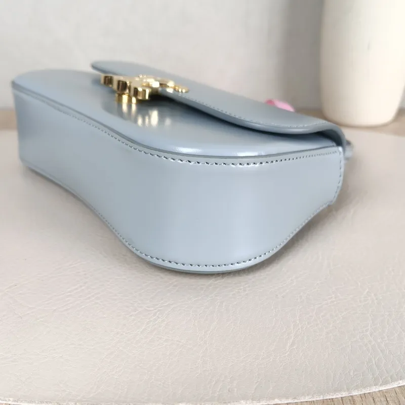 CELINE Crossbody Bagteen lola Crossbody Bag Blue Calfskin20 × 8.5 × 11.5 cm — detail view 10 of 12