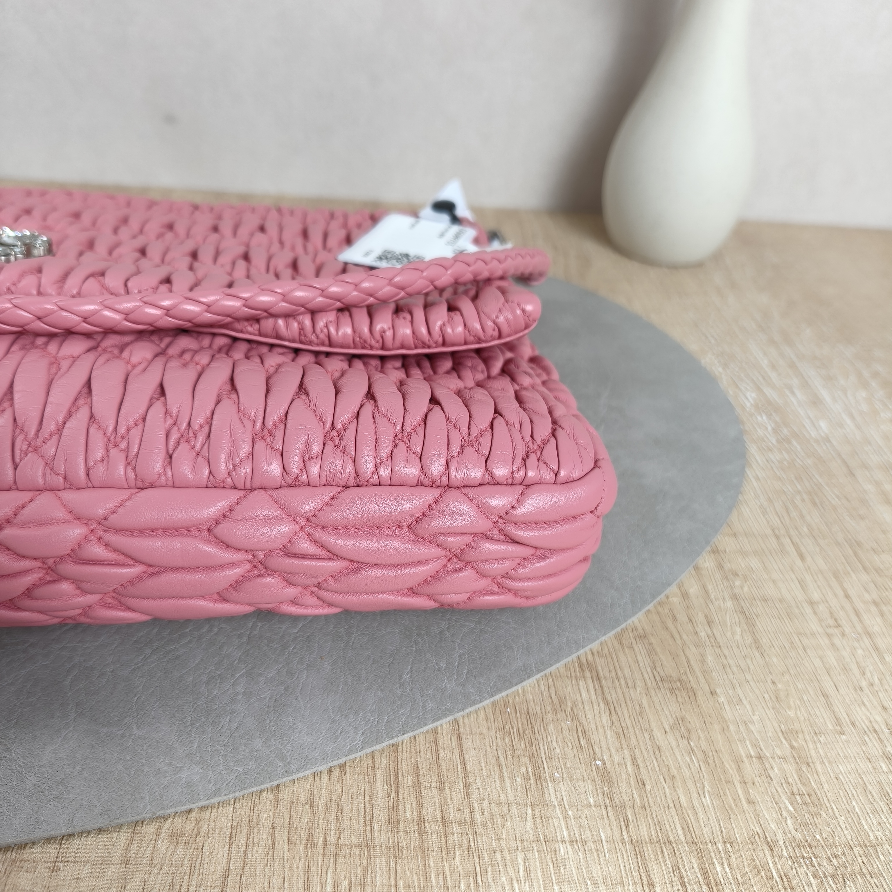 Miumiu Pink Shoulder Bag Lambskin · Shoulder Strap · 34 × 4 × 21 cm — cover view 4 of 9