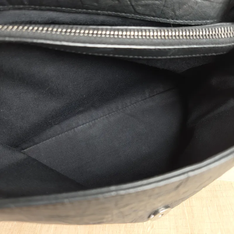 SAINT LAURENT Shoulder Bag Shoulder Bag Black Calfskin One Size 28 × 10 × 17 cm — detail view 4 of 12