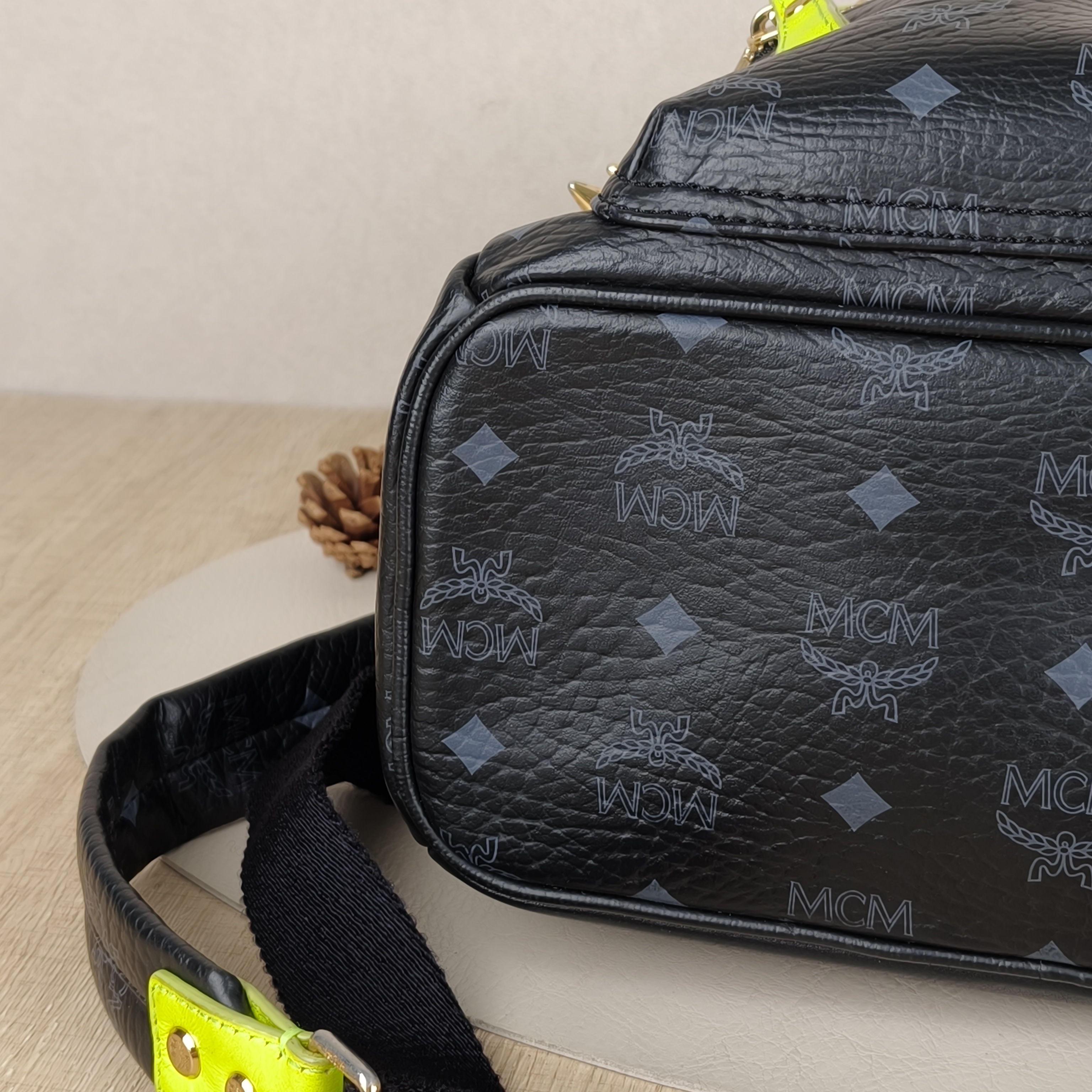 MCM Backpack Black One Size26 × 12 × 32 cm — cover view 6 of 8
