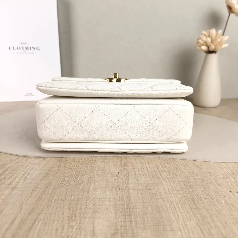 Chanel Crossbody Bag 22k White Grained Calfskin Small Edition 20 × 8.5 × 14.5 cm — cover view 6 of 6