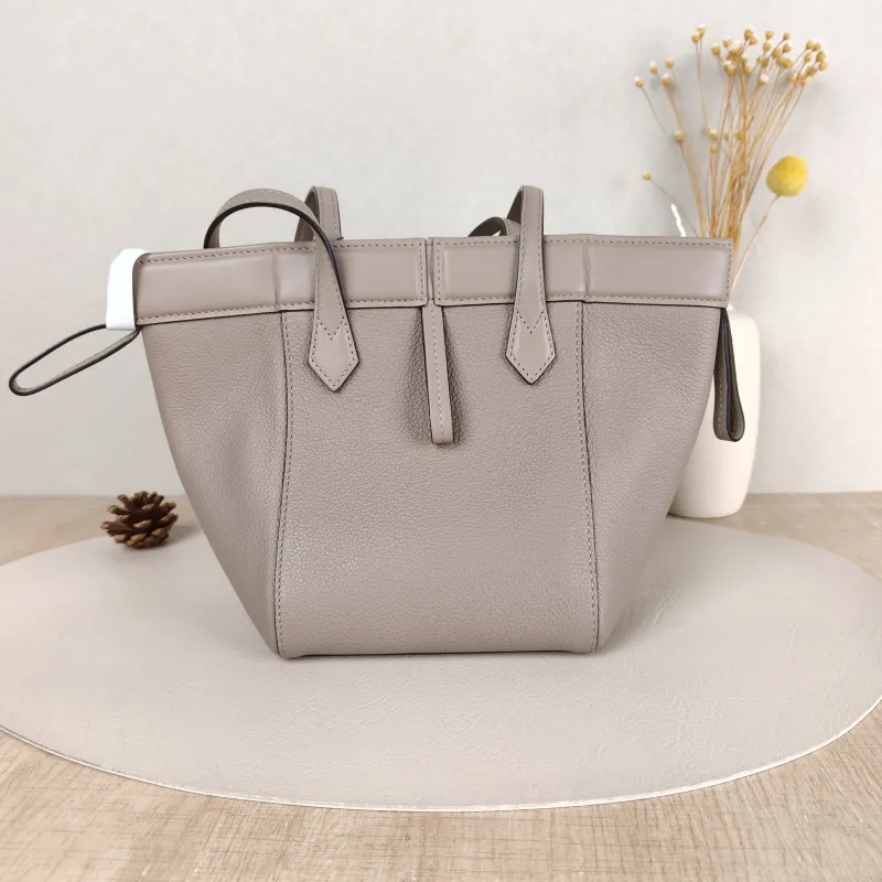 FENDI Crossbody Bagorigami Grey Calfskinmini18.5 × 15 × 15 cm — cover view 4 of 6
