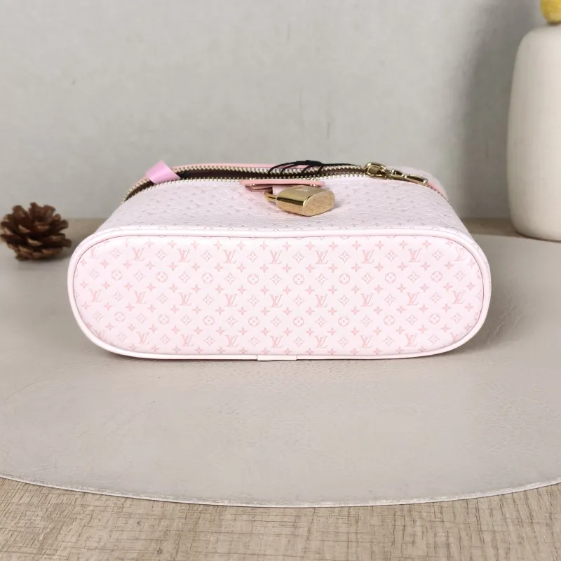 Louis Vuitton Shoulder Bag VANITY POUCH Cosmetic Bag Pink Calfskin One Size 19 × 6.5 × 11.5 cm — cover view 4 of 6