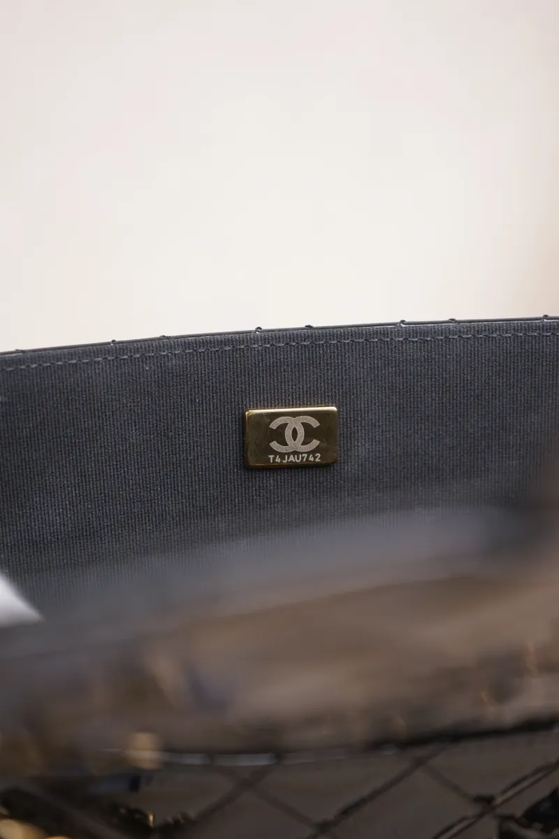Chanel 25b Shoulder Crossbody Bag Black Patent Leather Microchip Edition · Dust Bag · 25 × 6 × 17 cm — detail view 8 of 20