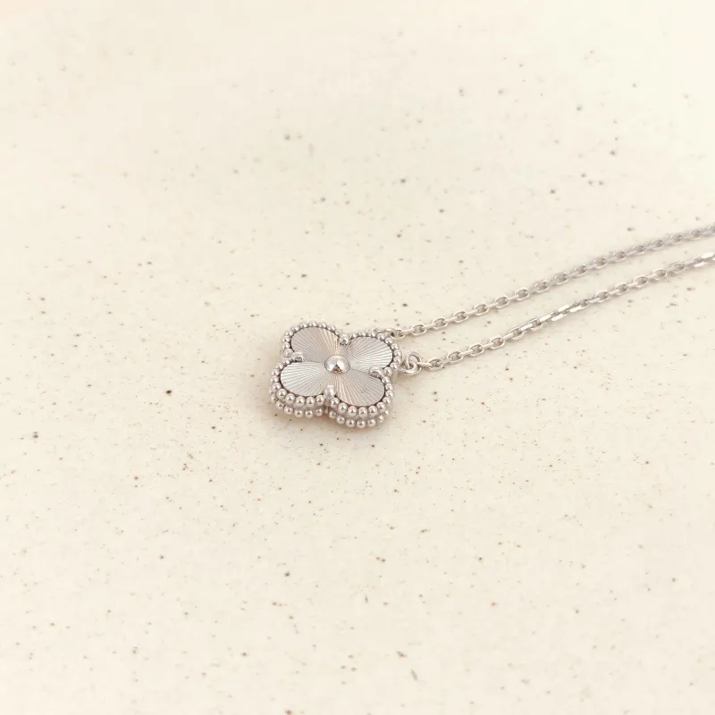 Van Cleef & Arpels Necklace Alhambra White Gold18KW hite Gold Vintage Small1.5 × 1.5 × 40.5 cm — cover view 4 of 8