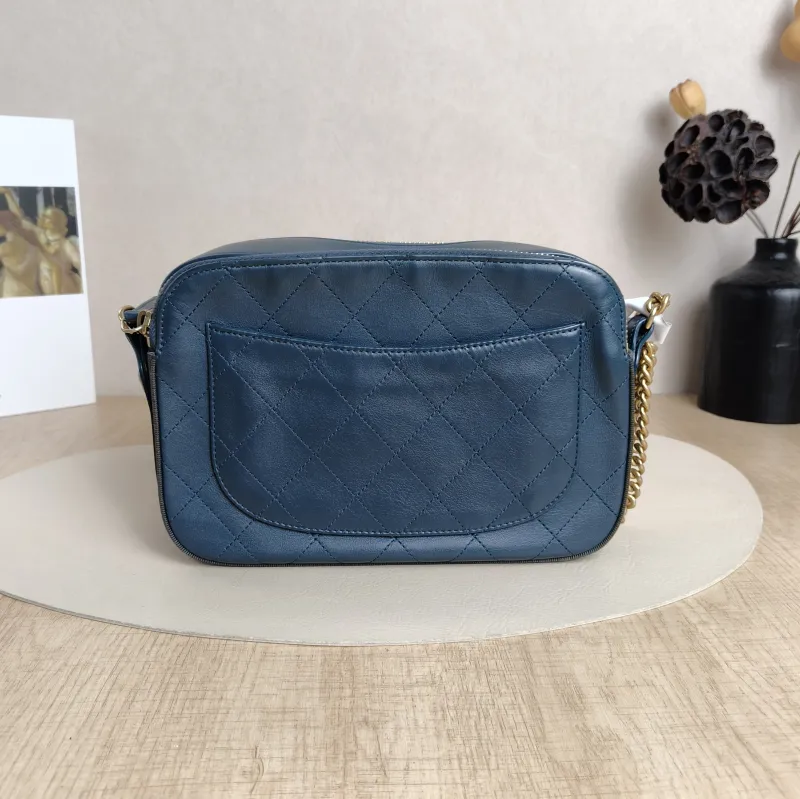 Chanel Crossbody Bag Crossbody Bag Blue Calfskin One Size23.5 × 7 × 16 cm — cover view 3 of 6