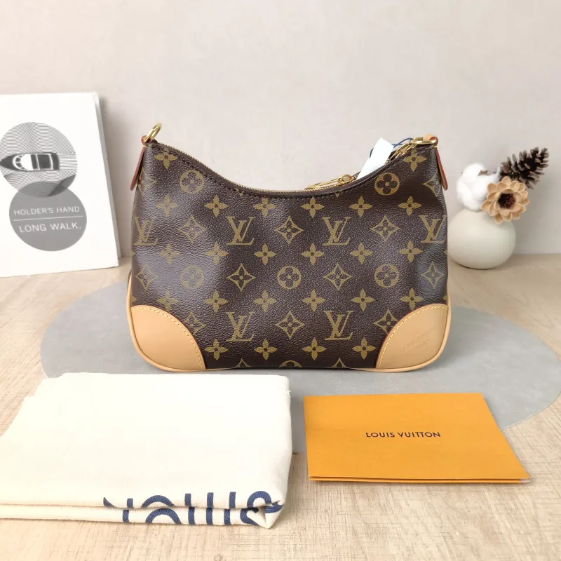 Louis Vuitton Crossbody Bag Boulogne PVC Small 26 × 9.5 × 16 cm — cover view 6 of 6