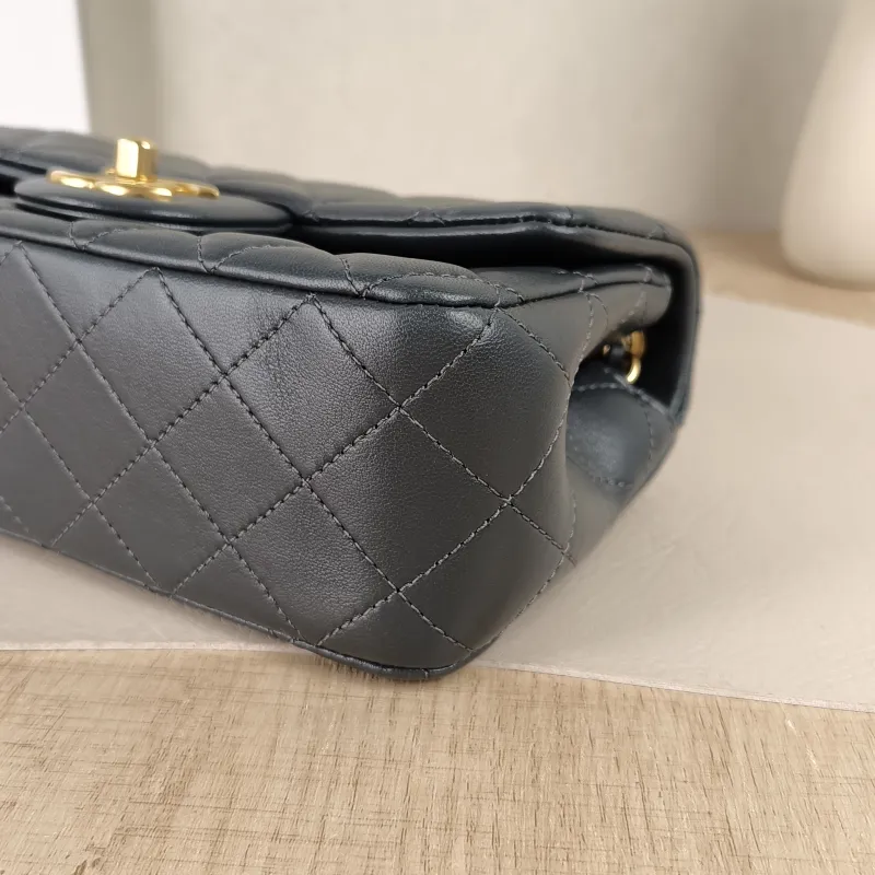 Chanel Crossbody Bag25b c mini Grey Lambskin mini20 × 6 × 12 cm — detail view 12 of 14