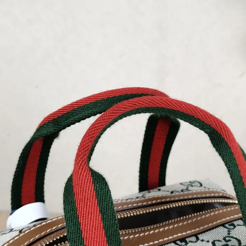 GUCCI Crossbody Bag GG Collection Green Canvas Mini 20 × 13 × 13 cm — detail view 2 of 11