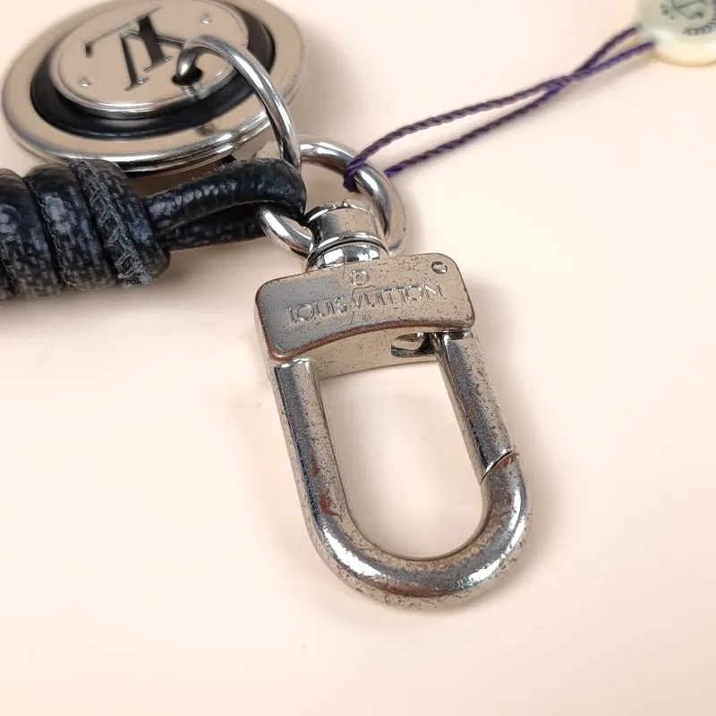 Louis Vuitton Key Ring Key Ring Silver One Size17cm — cover view 7 of 8