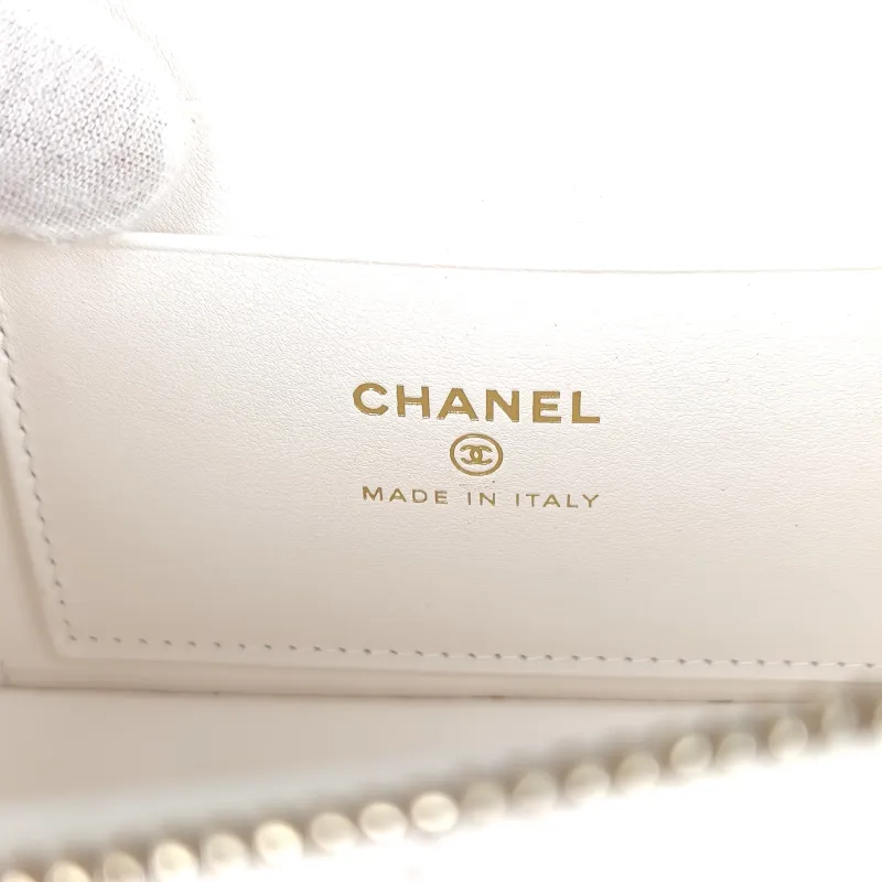 Chanel Crossbody Baglp Box Bag Top Handle Crossbody Bag White Calfskin One Size19.5 × 5 × 17 cm — detail view 12 of 12