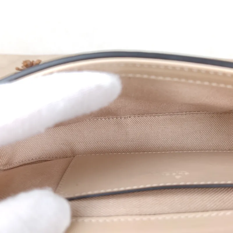 GUCCI Crossbody Bag GG Collection Shoulder Bag Beige Calfskin Mini 21 × 3 × 13.5 cm — detail view 7 of 12