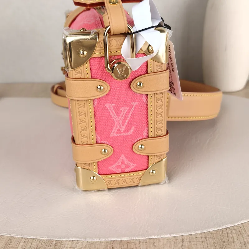 Louis Vuitton Crossbody Bag Side Trunk Box PVC Small19 × 7.5 × 12.5 cm — detail view 5 of 14