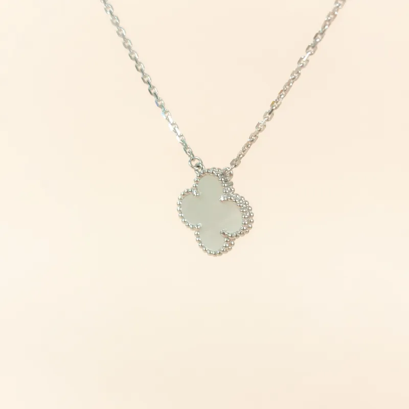 Van Cleef & Arpels Necklace Alhambra Alhambra Collection Necklace White Mother-of-Pearl Pearl · White Mother-of-Pearl 18KW hite Gold Vintage Small… — cover view 4 of 10