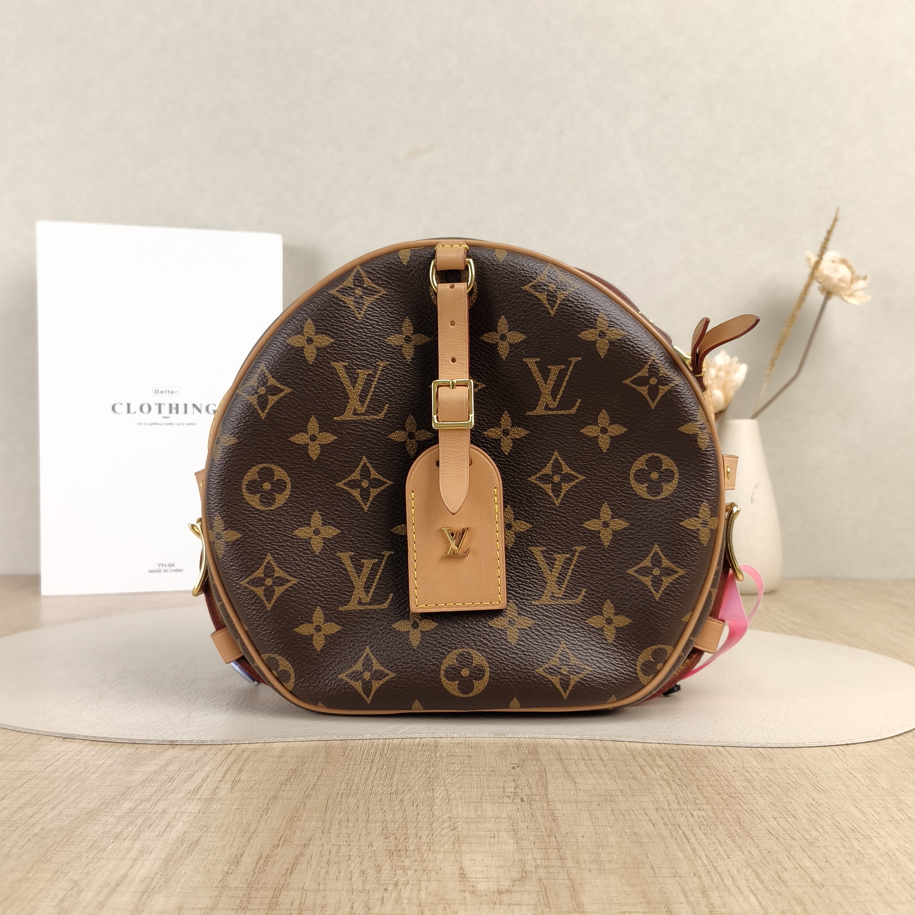 Louis Vuitton Crossbody Bag BOITE CHAPEAU SOUPLE Monogram PVC Large20 × 8 × 22.5 cm