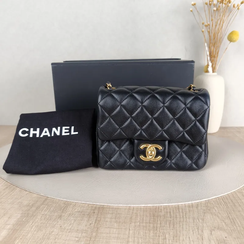 Chanel Crossbody Bag c Black Lambskin Mini 17 × 8 × 13.5 cm — cover view 4 of 6