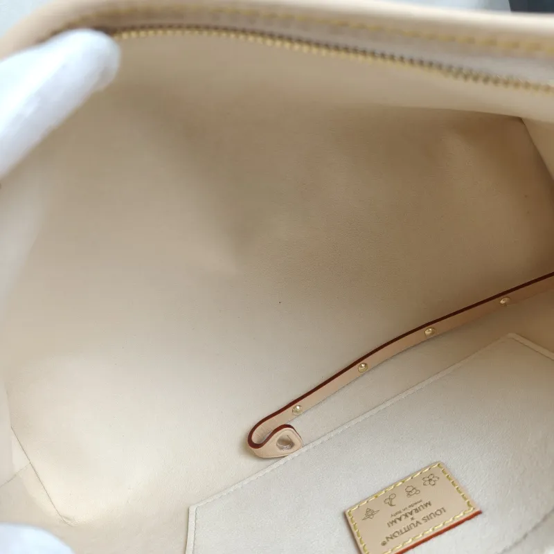 Louis Vuitton Shoulder Bag Carryall East West Multicolore PVC One Size 36 × 10 × 19 cm — detail view 11 of 13