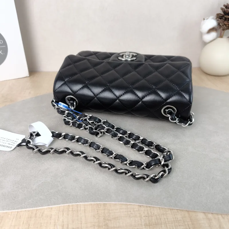 Chanel Crossbody Bag Classic Flap Large Mini CF Mini Black SL ambskin mini 20 × 6 × 12 cm — detail view 6 of 10