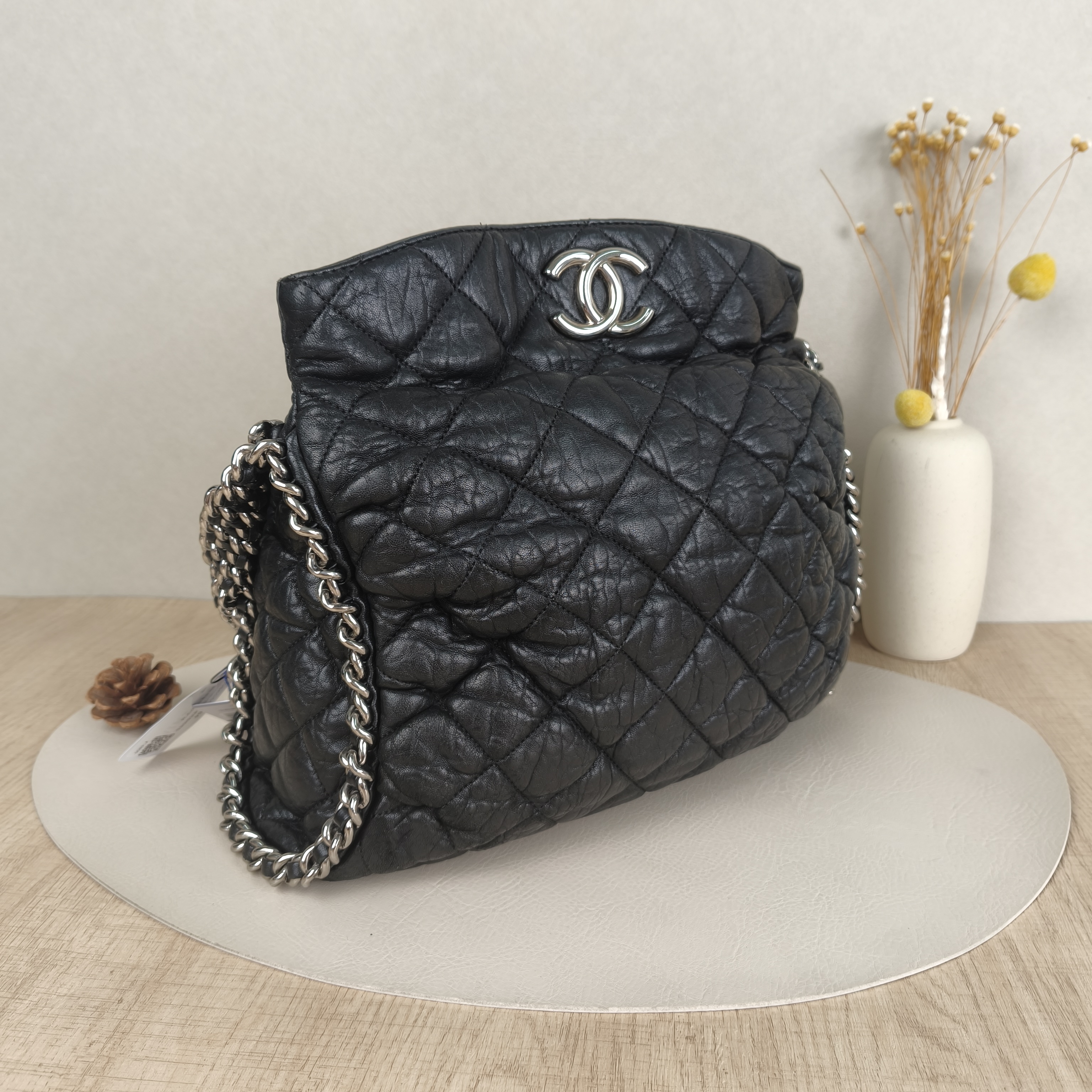 Chanel Shoulder Bag Tote Bag Black Calfskin One Size32 × 9 × 26 cm — cover view 5 of 9