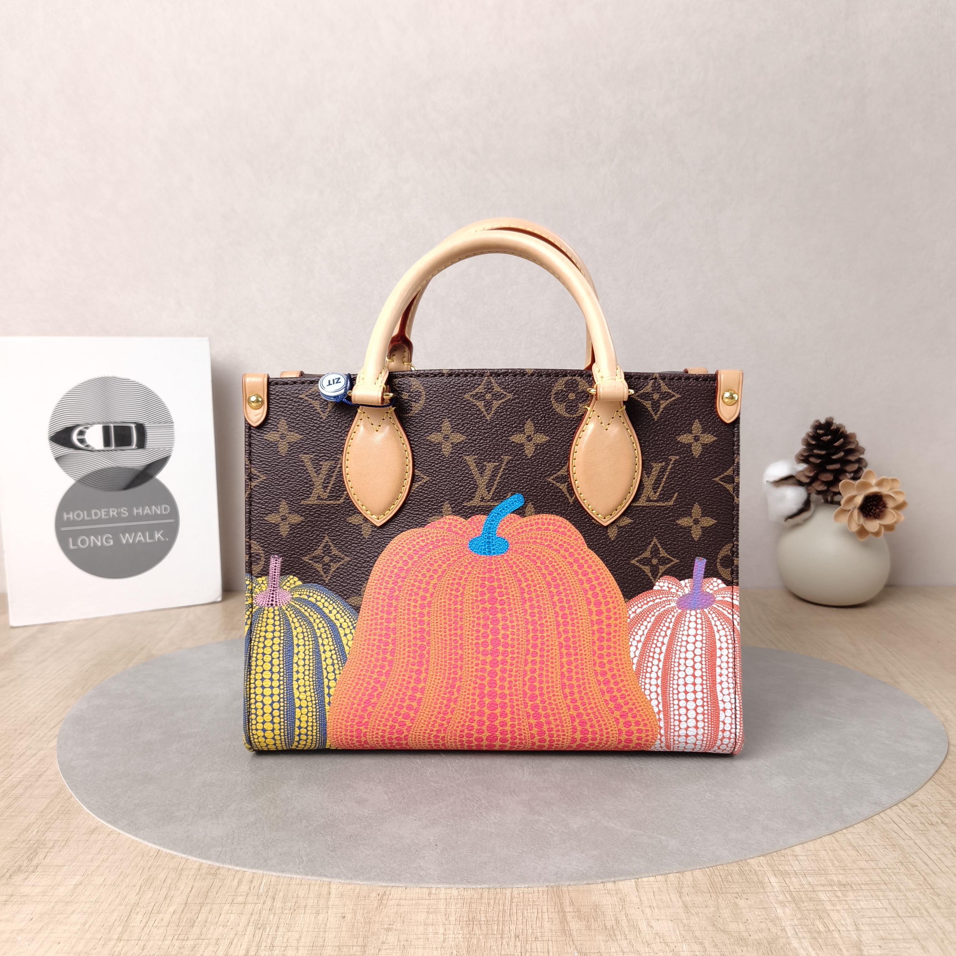 Louis Vuitton Shoulder Bag Onthego PVC Small25 × 11.5 × 19 cm — cover view 3 of 6
