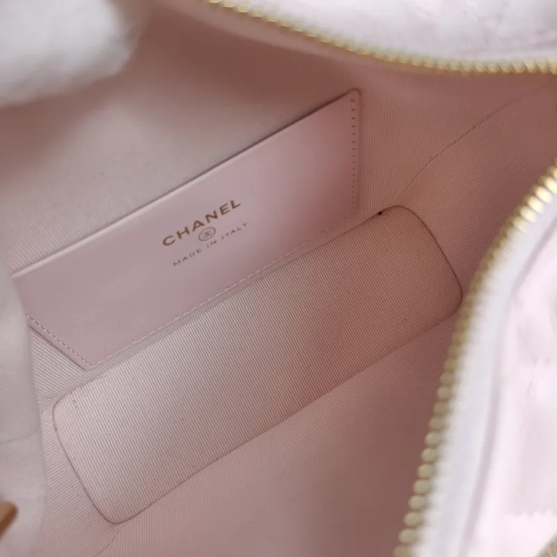 Chanel Crossbody Bag Crossbody Bag Pink Grained Calfskin One Size 16 × 6.5 × 12.5 cm — detail view 7 of 11