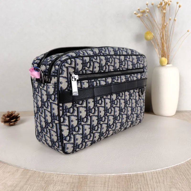 DIOR Crossbody Bag Safari Messenger Bag Beige · Black Large 26.5 × 7.5 × 17.5 cm — cover view 4 of 5
