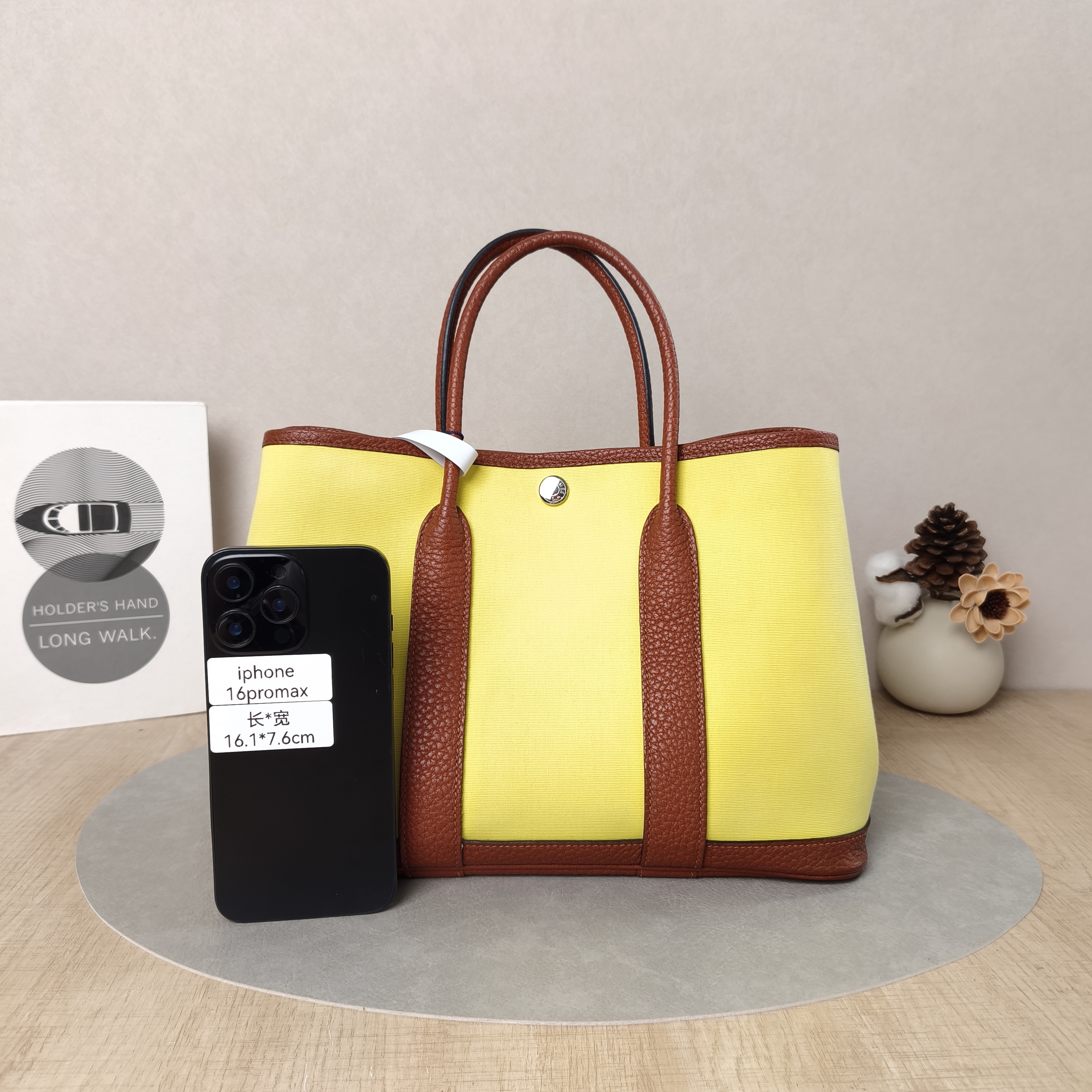 Hermès Top Handle Bag Garden Party 30 30 Canvas · Negonda Calfskin Medium30 × 13 × 21 cm — cover view 5 of 5