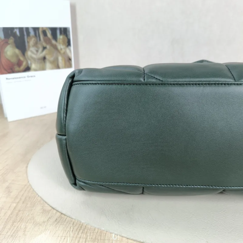 SAINT LAURENT Shoulder Bag PUFFER Green SL ambskin 32 × 13 × 22 cm Conditioned — detail view 2 of 11