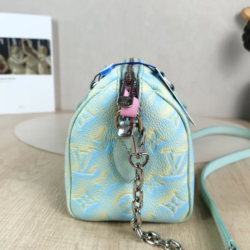 Louis Vuitton Crossbody Bag Speedy20 Calfskin One Size 20.5 × 12 × 13.5 cm — detail view 11 of 11