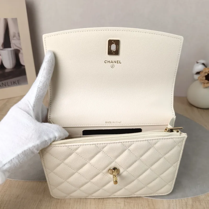 Chanel Backpack Backpack White Grained Calfskin One Size 18.2 × 5 × 14 cm — detail view 6 of 11