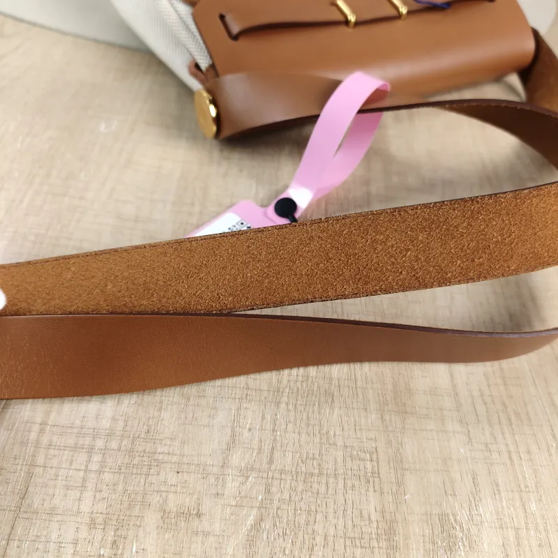 Hermès Shoulder Bag Herbag Zip 20 Beige Canvas Mini 20 × 7 × 17 cm w — detail view 5 of 13