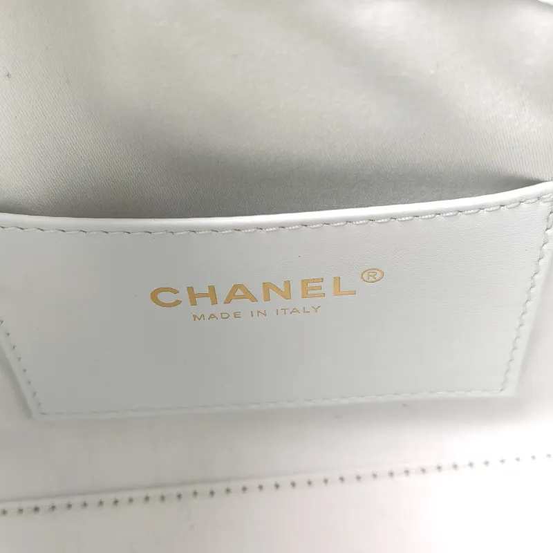 Chanel Crossbody Bag 25Bag Green Grained Calfskin Mini 22 × 12.5 × 20 cm — detail view 2 of 12