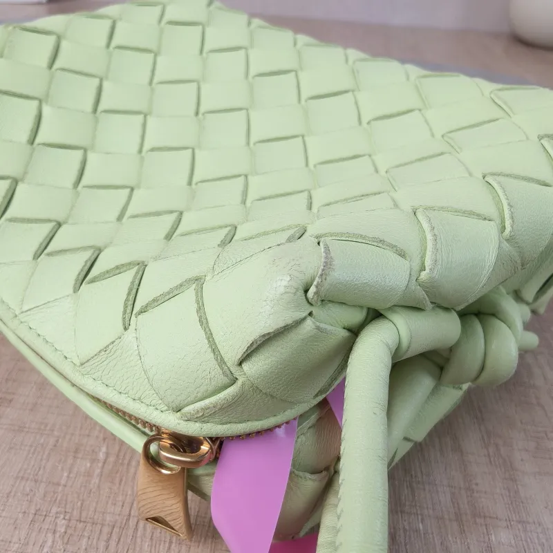 Bottega Veneta Crossbody Bag Loop Camera Bag Green Lambskinmini17 × 6 × 11 cm — detail view 1 of 16
