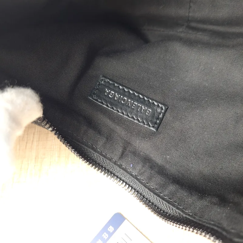 BALENCIAGA Crossbody Bag Black XS 26 × 7 × 16 cm — detail view 9 of 11